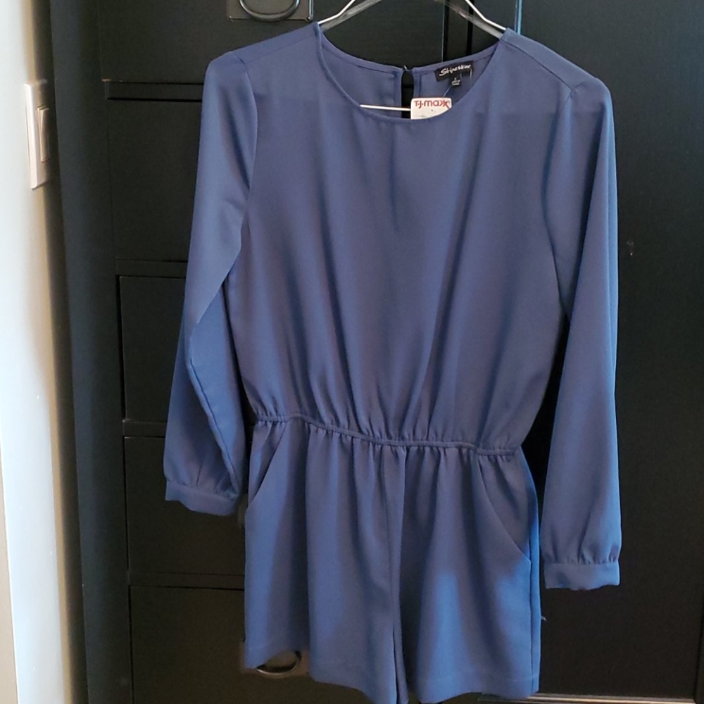 🌹Beautiful blue Long sleeve romper